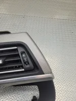 BMW 6 F12 F13 Boczna kratka nawiewu deski rozdzielczej 9197487