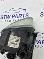 Audi A4 S4 B9 Światło przeciwmgłowe przednie 8T0941700