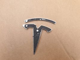 Tesla Model X Valmistajan merkki/mallikirjaimet 