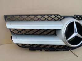 Mercedes-Benz GLK (X204) Griglia superiore del radiatore paraurti anteriore A2048880283