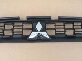 Mitsubishi ASX Maskownica / Grill / Atrapa górna chłodnicy 6402a318