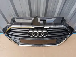 Audi A3 S3 8L Grotelės viršutinės 8V3853651AA