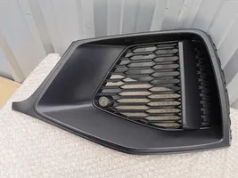 Audi Q8 Etupuskurin alempi jäähdytinsäleikkö 4M8807681A