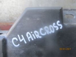 Citroen C4 Aircross Takaluukun rekisterikilven valon palkki 