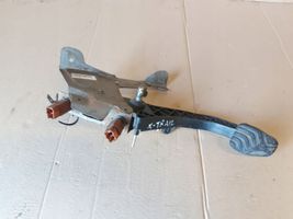 Nissan X-Trail T32 Clutch pedal 465034208R