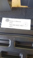 Volkswagen Golf V Podłoga bagażnika 1K9868845C