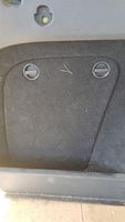 Volkswagen Golf V Rivestimento pannello laterale del bagagliaio/baule 1K9867427