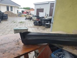 Infiniti FX Front sill (body part) 