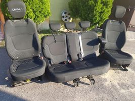 Renault Captur Fotele / Kanapa / Komplet 