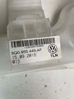 Audi A3 S3 8V Réservoir de liquide lave-glace 5Q0955449AF