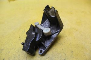 Peugeot 308 Gearbox mounting bracket 