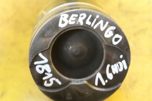 Peugeot 307 Piston avec bielle 