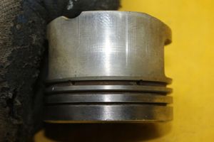 Audi A6 S6 C4 4A Pistone con biella 077B