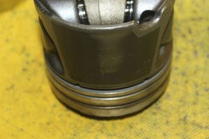 Volvo S60 Piston avec bielle 