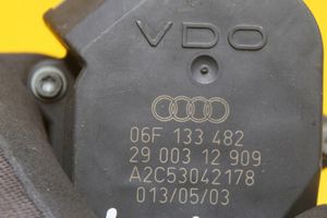 Audi A4 S4 B7 8E 8H Attuatore/motore della valvola del collettore di aspirazione 06F133482