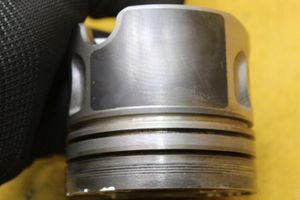 Seat Leon (1M) Piston avec bielle 