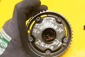 Opel Astra H Timing chain sprocket 