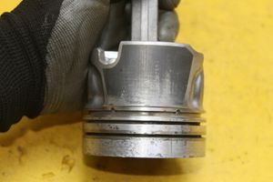 Volkswagen PASSAT B7 Piston with connecting rod 81L97