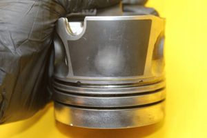 Volkswagen Sharan Piston avec bielle ASZ