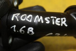 Skoda Roomster (5J) Pompa olejowa 