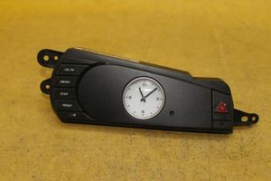 Chrysler Pacifica Horloge 
