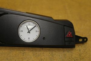 Chrysler Pacifica Horloge 