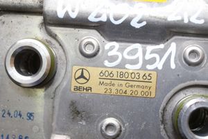Mercedes-Benz C W202 Radiatore dell’olio del motore 6061800365