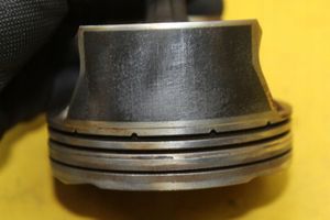 Mercedes-Benz GLE (W166 - C292) Pistone con biella 