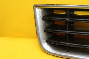 Audi A8 S8 D3 4E Grille inférieure de pare-chocs avant 4E0807683A