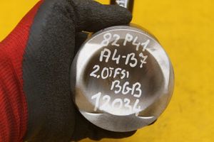 Audi A3 S3 8P Piston avec bielle 