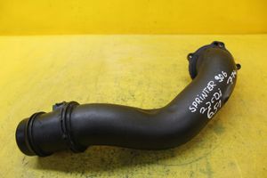 Mercedes-Benz Sprinter W901 W902 W903 W904 Tube d'admission de tuyau de refroidisseur intermédiaire A6510903637