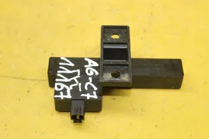 Audi A6 C7 Antenas vadības bloks 33542221