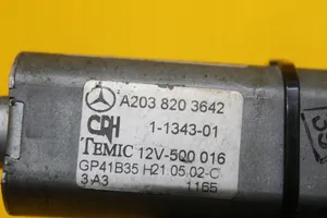 Mercedes-Benz C W203 Moteur de réglage de siège A2038203642