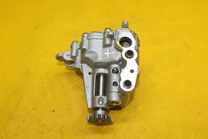 Renault Captur Oil pump 150718102R