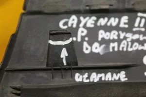 Porsche Cayenne (92A) Listwa / Nakładka na błotnik przedni 7P5854959