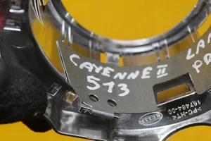 Porsche Cayenne (92A) Element lampy przedniej 16746