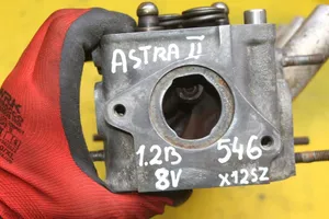 Opel Astra G Testata motore R90400110