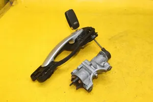 Audi A2 Maniglia esterna per portiera anteriore 4B0905851C