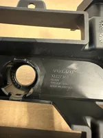 Volvo V90 Cross Country Grille inférieure de pare-chocs avant 32227363