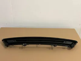 Volvo V90 Cross Country Grille inférieure de pare-chocs avant 32227363