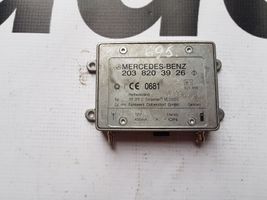 Mercedes-Benz E W210 Amplificateur d'antenne A2038203926