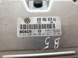 Volkswagen PASSAT B7 Moottorin ohjainlaite/moduuli 