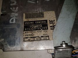 Toyota Avensis T250 Sterownik / Moduł ECU 8966105200