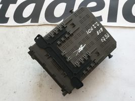 Peugeot 607 Module de fusibles 9641958680