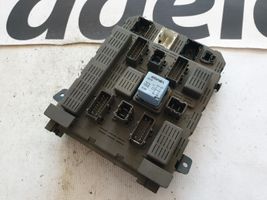 Peugeot 607 Module de fusibles 9641958680