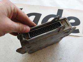 Peugeot 605 Sterownik / Moduł ECU 0281001589