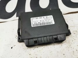 Mercedes-Benz C W203 Module de contrôle de boîte de vitesses ECU A2035450132