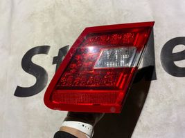 Mercedes-Benz E A207 Lampy tylnej klapy bagażnika a046317