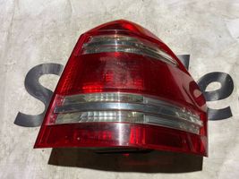 Mercedes-Benz GL X164 Luci posteriori 225209r