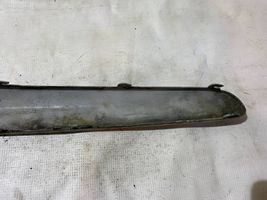 Mercedes-Benz E W211 Modanatura separatore del paraurti anteriore a2118850521